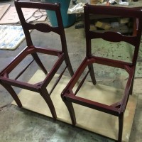 塗り直した椅子